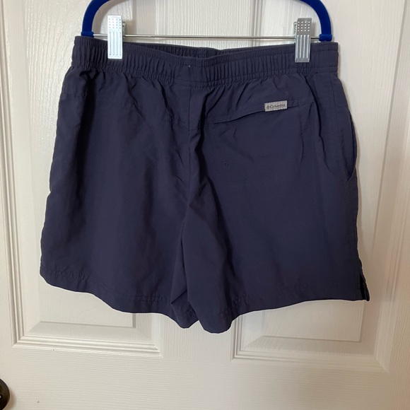 Columbia nylon camp shorts girls Sz XS 4.5” leg - Picture 6 of 9